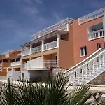 Belvedere Gerakas Luxury Suites