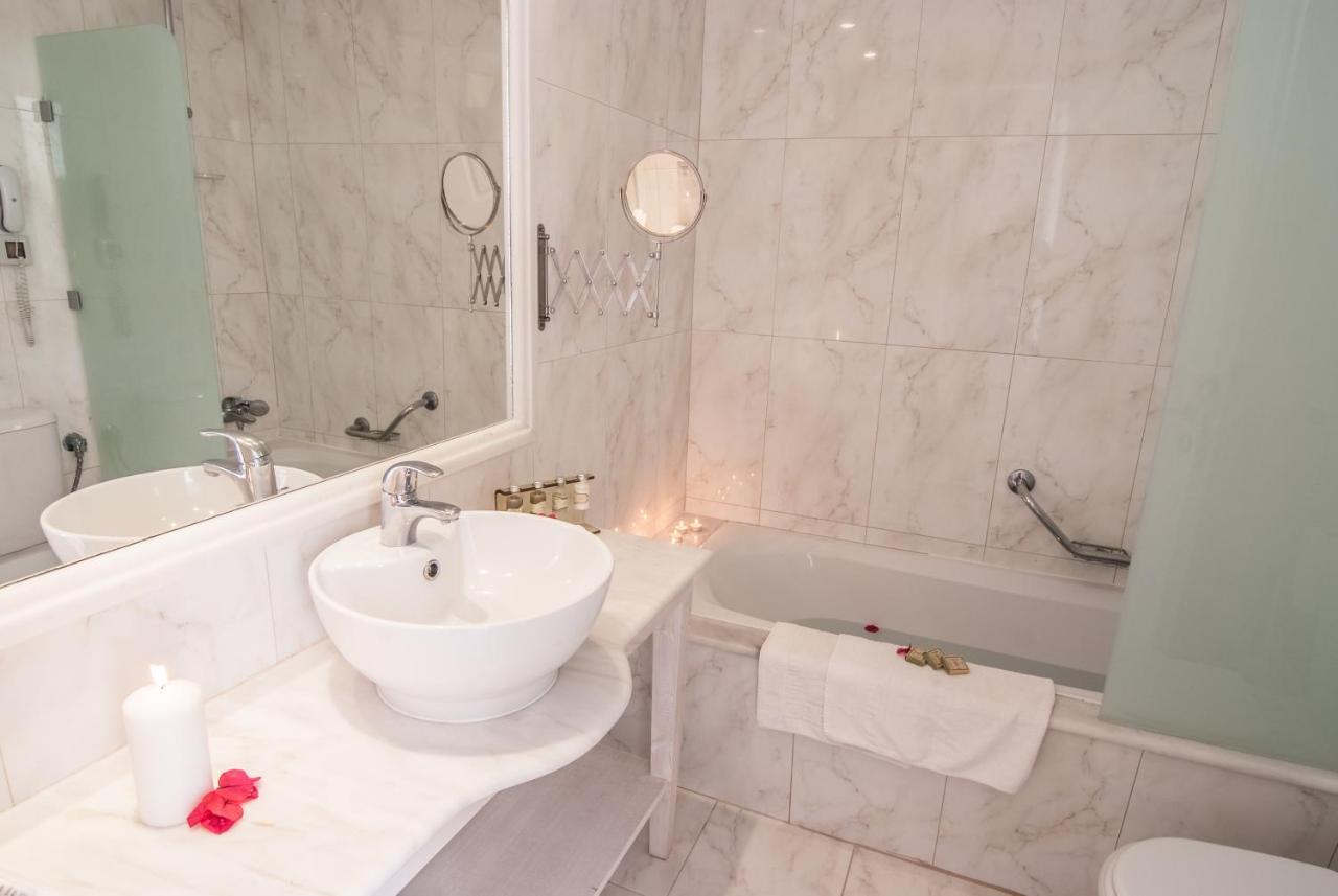 Belvedere Gerakas Luxury Hotel 4*