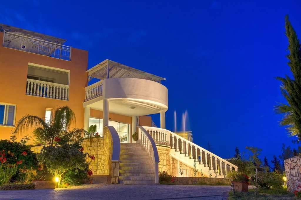 Belvedere Gerakas Luxury 4*