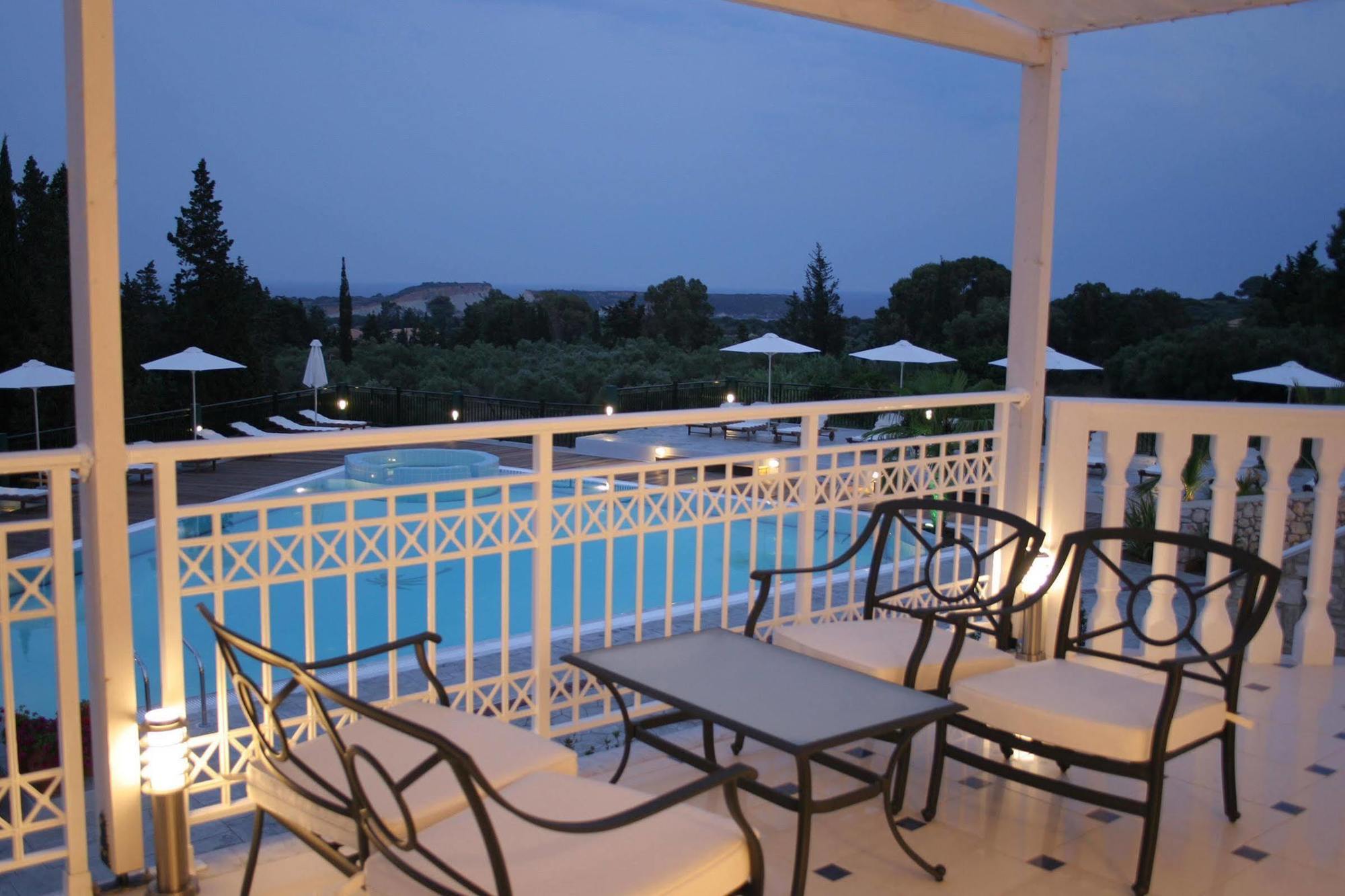 Belvedere Gerakas Luxury 4* Vasilikí