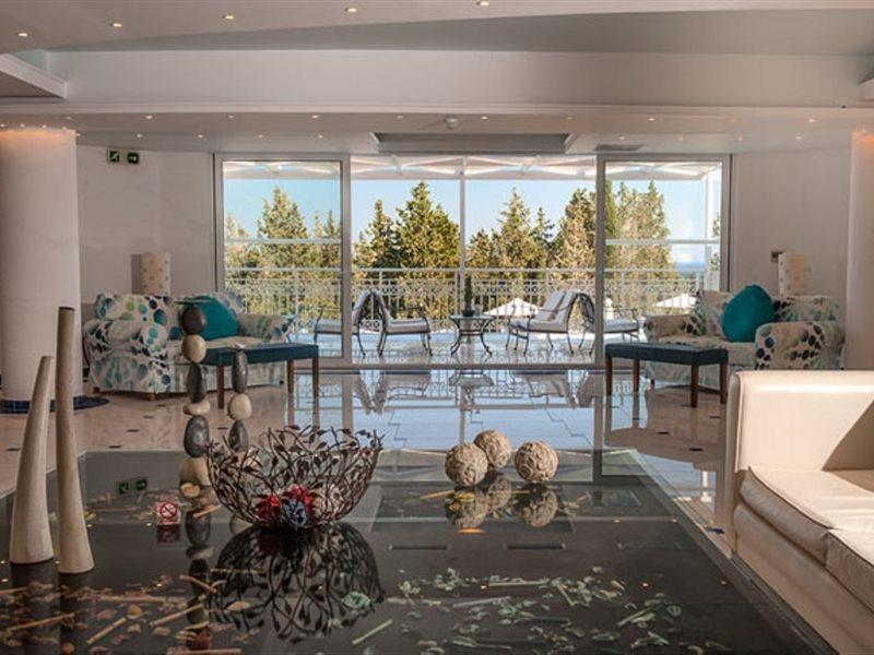 Belvedere Gerakas Luxury Hotel Vasilikí